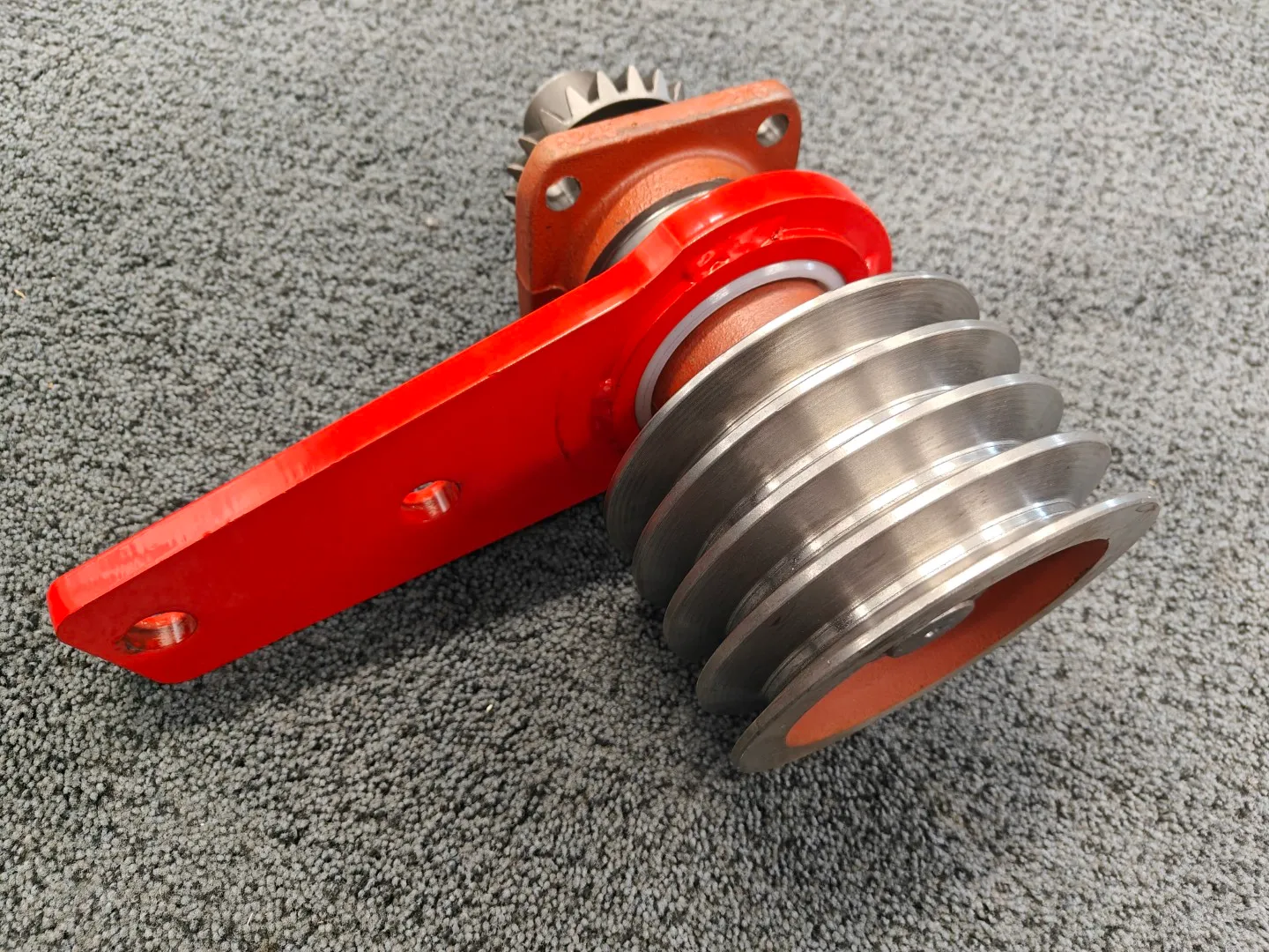 Lisicki akselipaketti hihnapyörällä / Z178 185cm lieriöniittokoneeseen