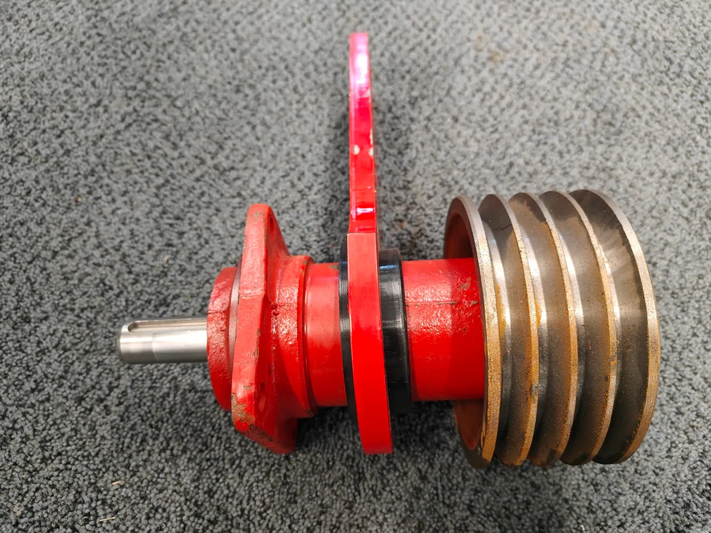 Akselipaketti hihnapyörällä / 25mm akseli - A-profiilin hihnoille