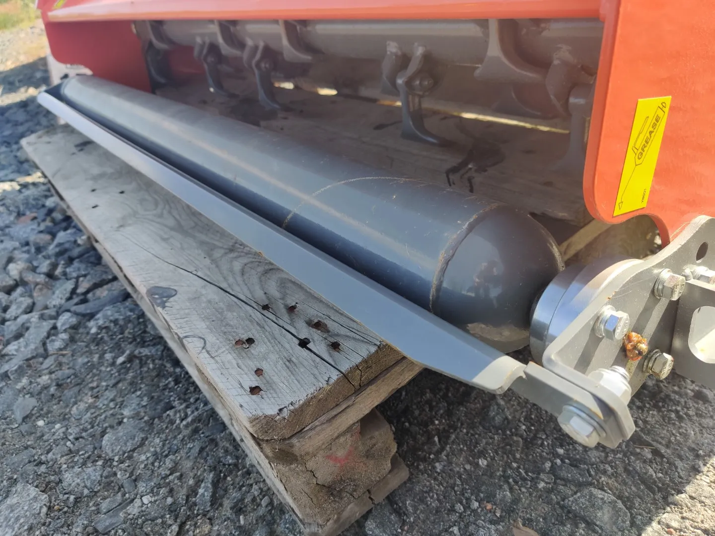 Mateng NEFL135 kelamurskain / Vasaraterillä