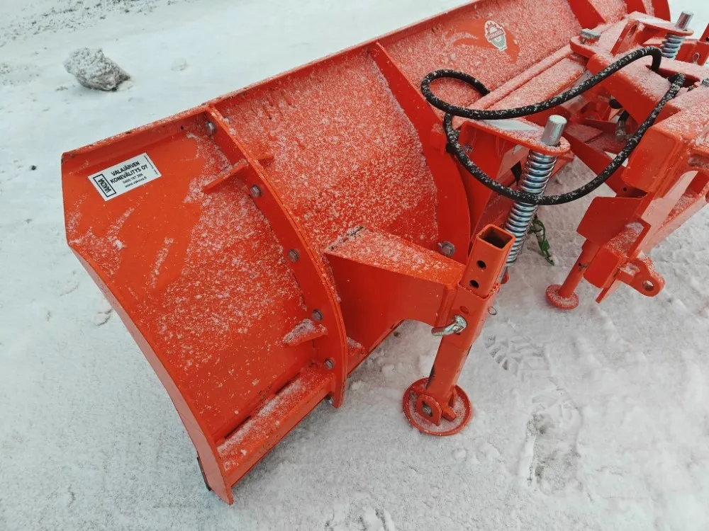 Pomarol SP260 lumilevy hydraulinen / Hardox terä - Euro-kiinnitys