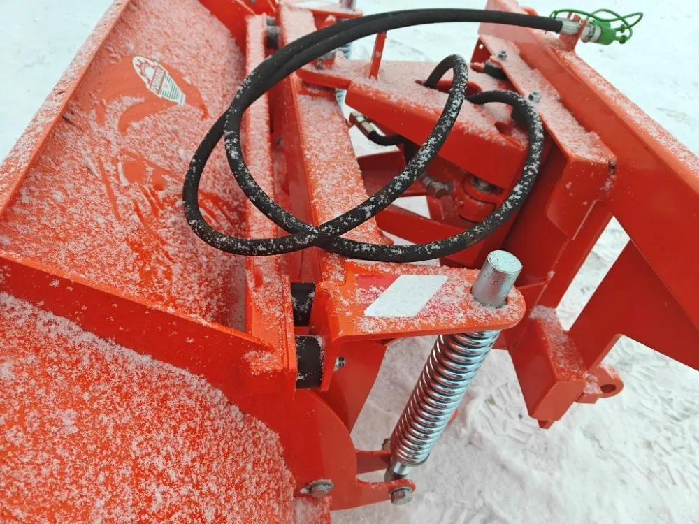 Pomarol SP260 lumilevy hydraulinen / Hardox terä - Euro-kiinnitys