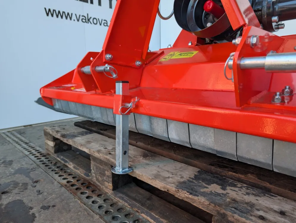 Mateng EF145 kelamurskain / Pikkutraktoriin tehokkaampi murskain