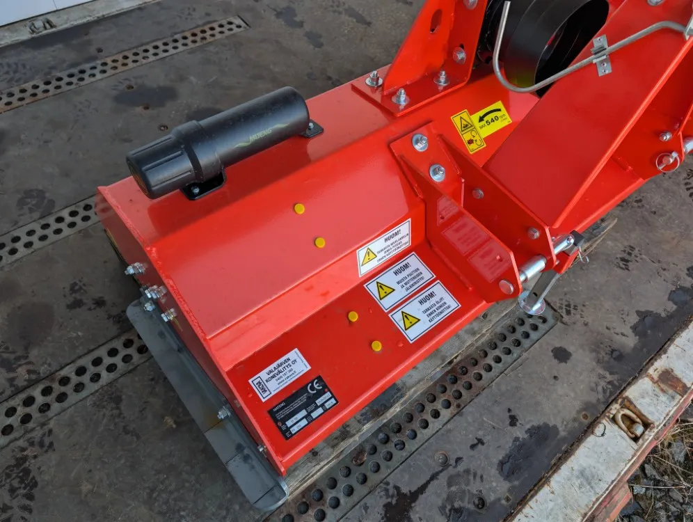 Mateng EF145 kelamurskain / Pikkutraktoriin tehokkaampi murskain