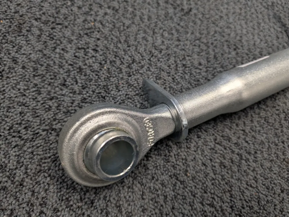 Työntövarsi CAT1/2 - 630-830mm / Traktoriin tai työkoneeseen