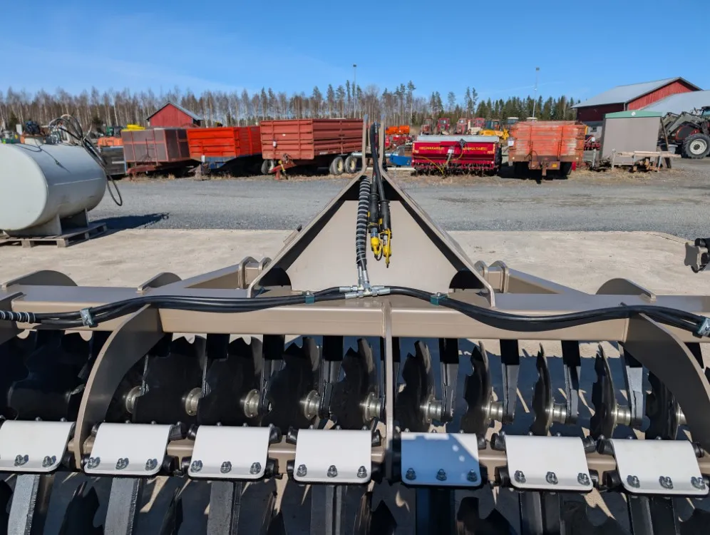 Rol-Ex BT350 lautasmuokkain / Hydraulisella U-kiekkopakkerilla