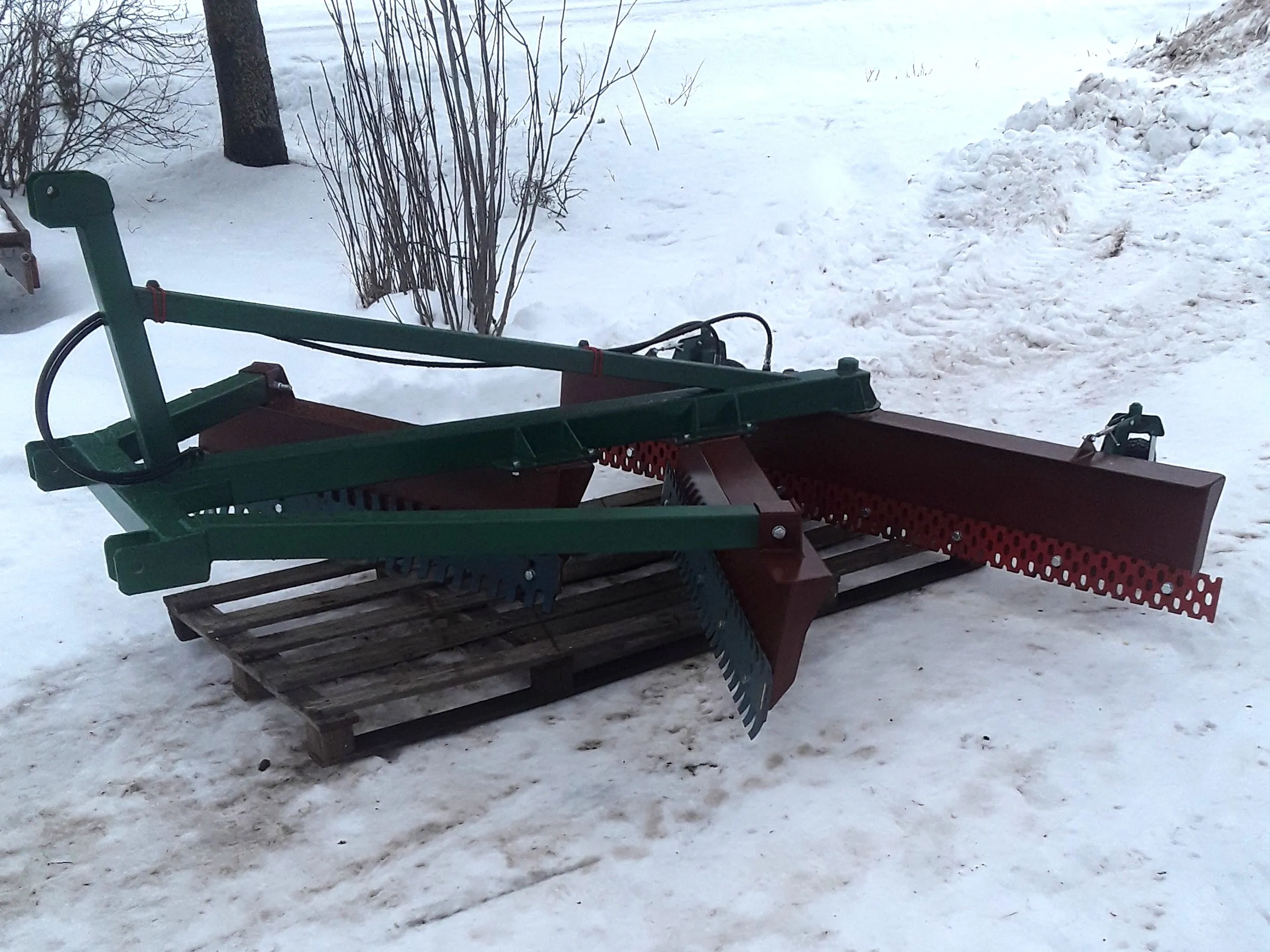 Methi tielana 210cm traktoriin / Hydraulinen takaterä - Uusi - Kotimainen