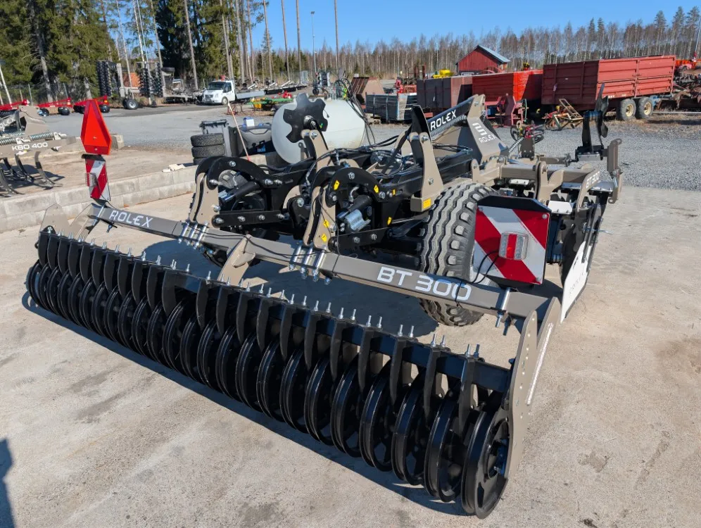 Rol-Ex BT 300 lautasmuokkain / Hinausvarustus - U-kiekkopakkeri