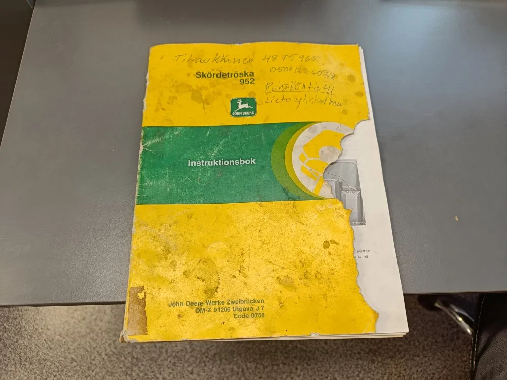 John Deere 952 / Leikkuupuimurin käyttöohjekirja