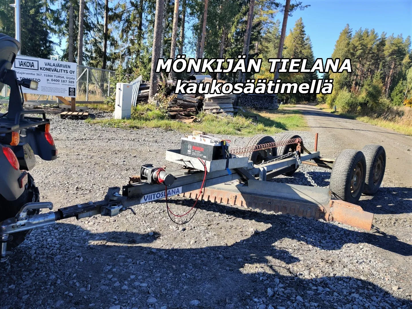 Mönkijän tielana kaukosäätimellä /
