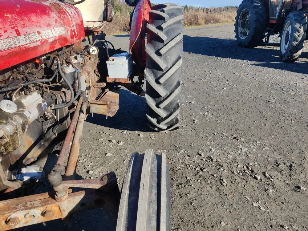 Massey Ferguson 35 traktori / Katso video!