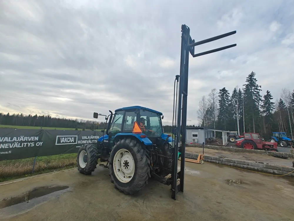 Still trukkinostin traktoriin / hydraulinen sivusiirto, katso video