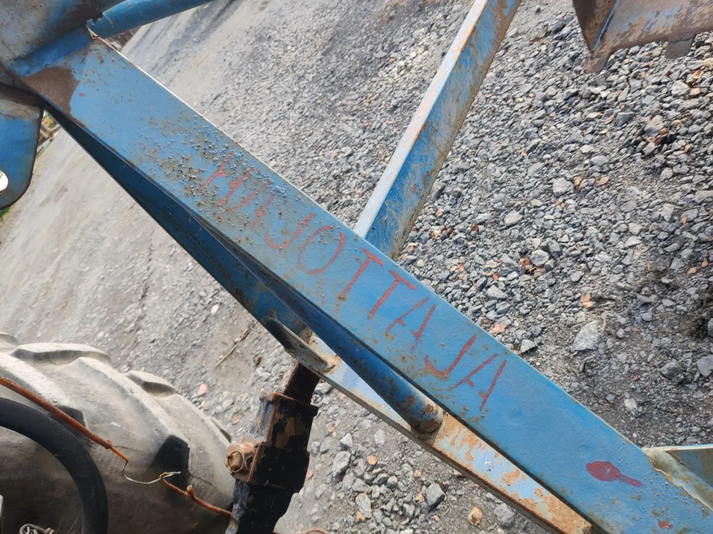 Maansiirtokauha 120cm traktoriin / Kippaava, katso video!