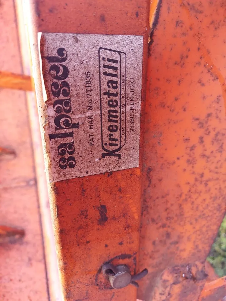 Paripyörät 14.9x38 Salpaset vanteilla / Sopii 16.9x34 renkaiden rinnalle