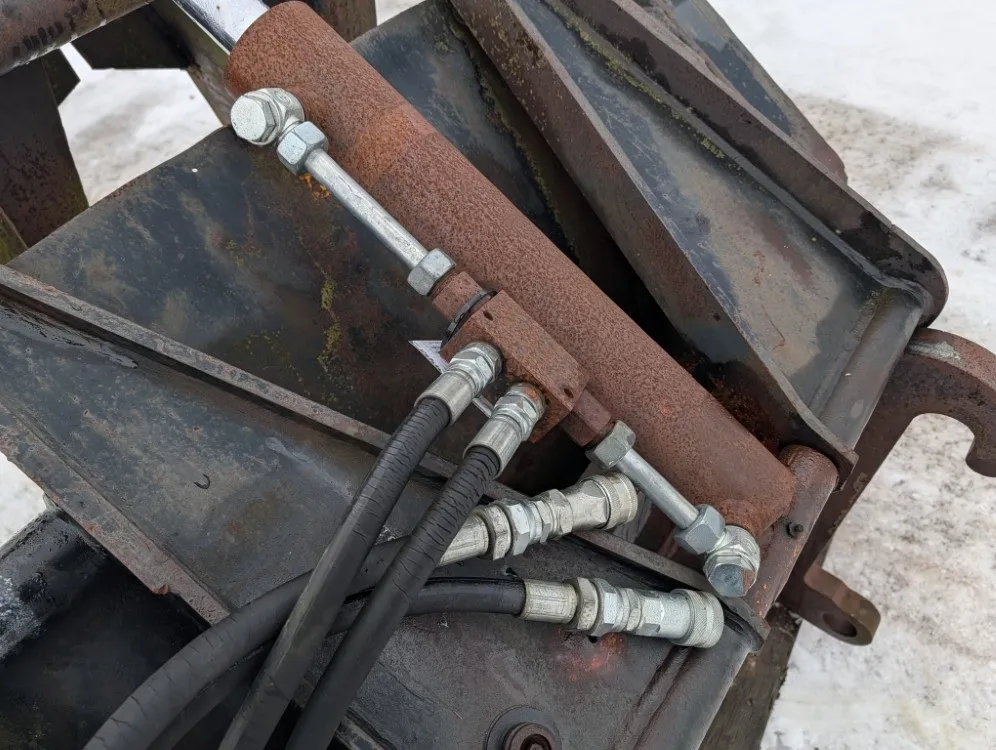 Tukkikoura - järeä - hydraulinen / CAT kurottajan sovitteella