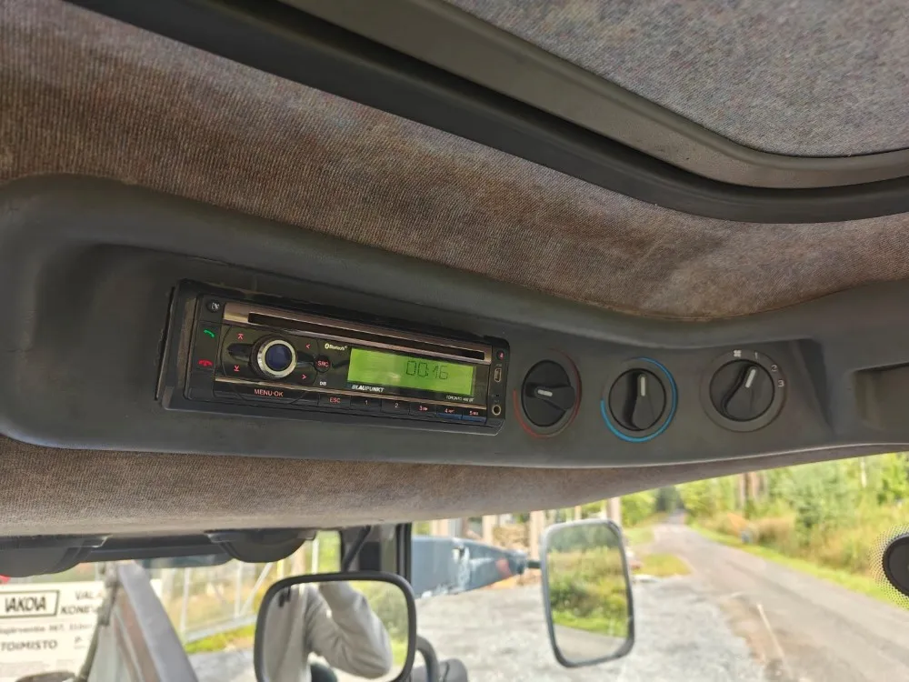 New Holland TS100, ES vaihteisto / Ilmastointi, etukuormaaja Ålö Q55