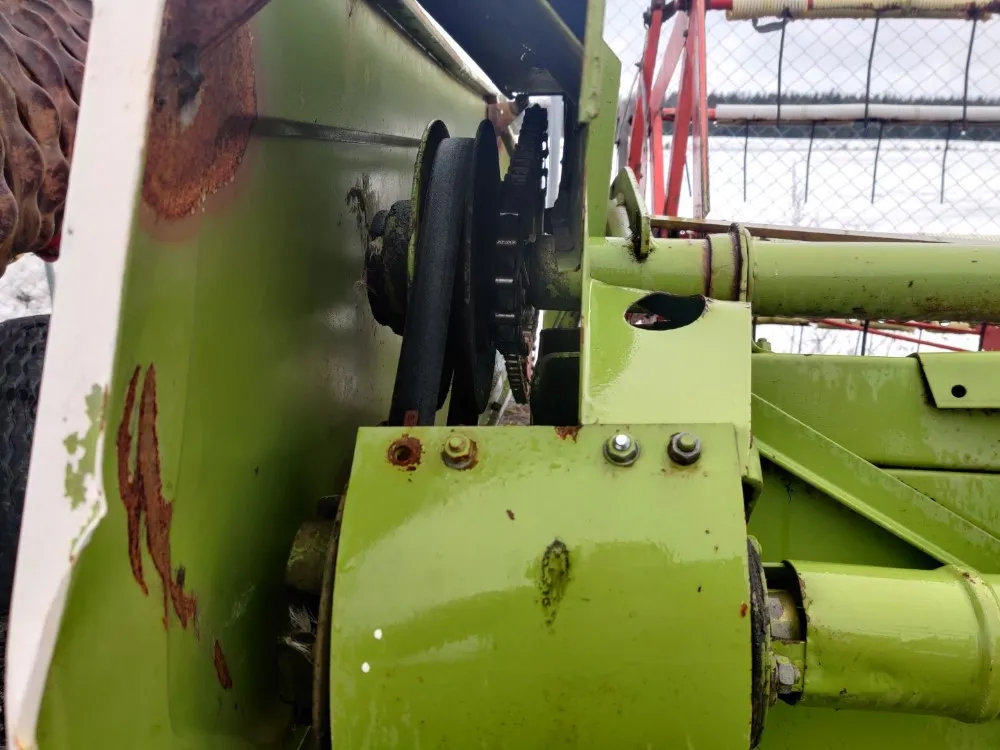 Claas 360cm leikkuupöytä / Ollut Claas Mercator 75 leikkuupuimurissa