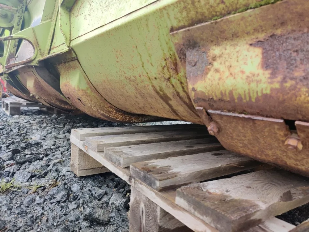 Claas 360cm leikkuupöytä / Ollut Claas Mercator 75 leikkuupuimurissa