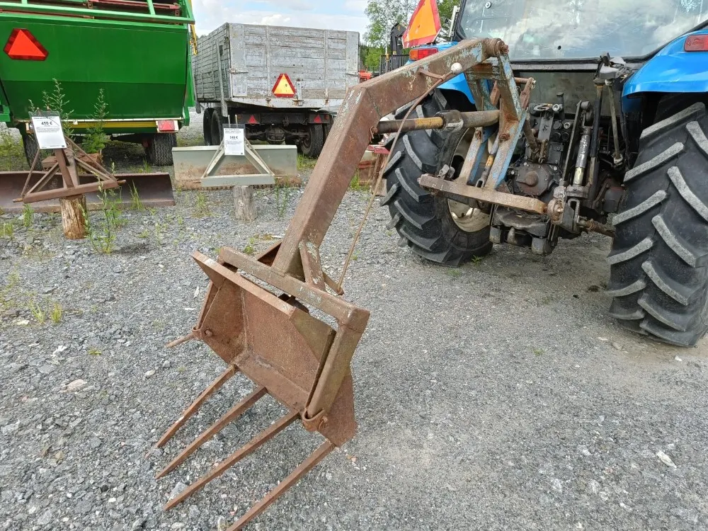 Takakuormaaja, hydraulinen / Sora- ja lantakauhalla!