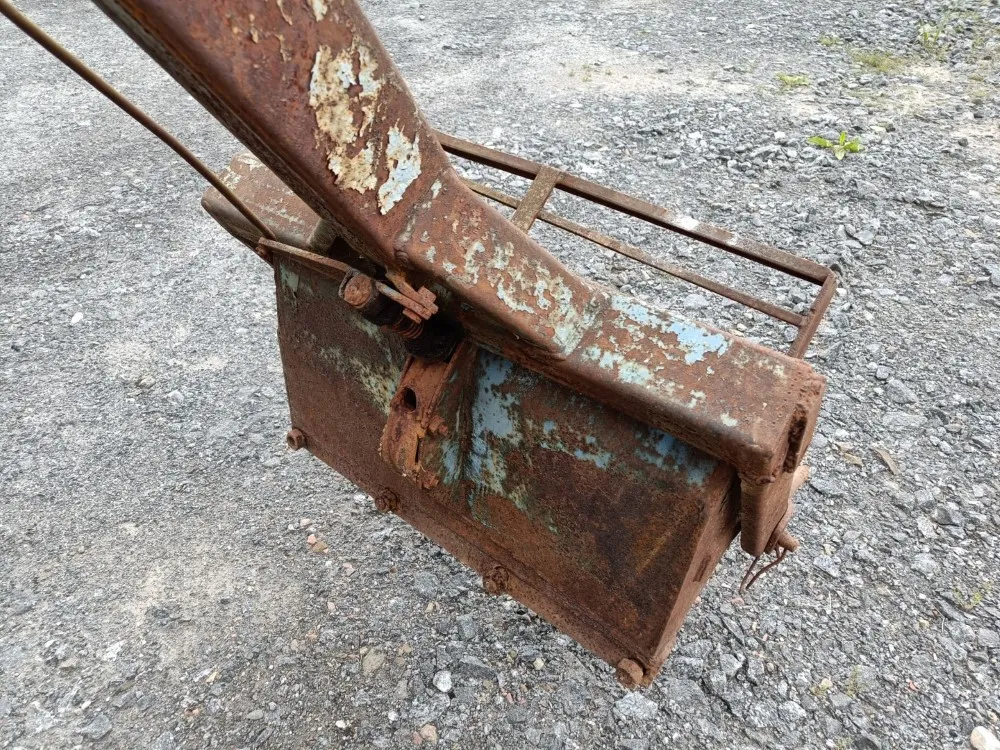 Takakuormaaja, hydraulinen / Sora- ja lantakauhalla!