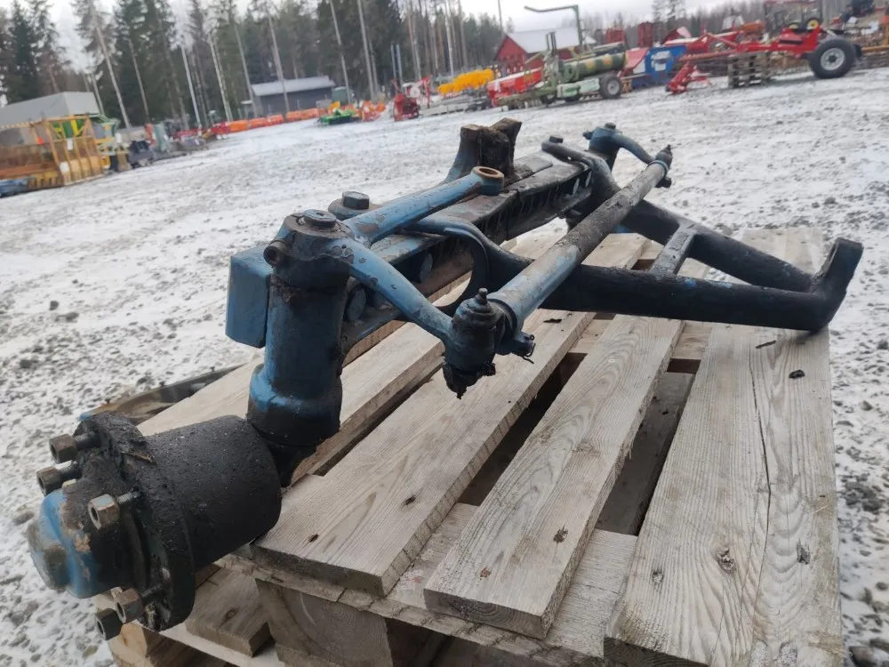 Fordson Super Major Etuakseli / Traktorista purettu