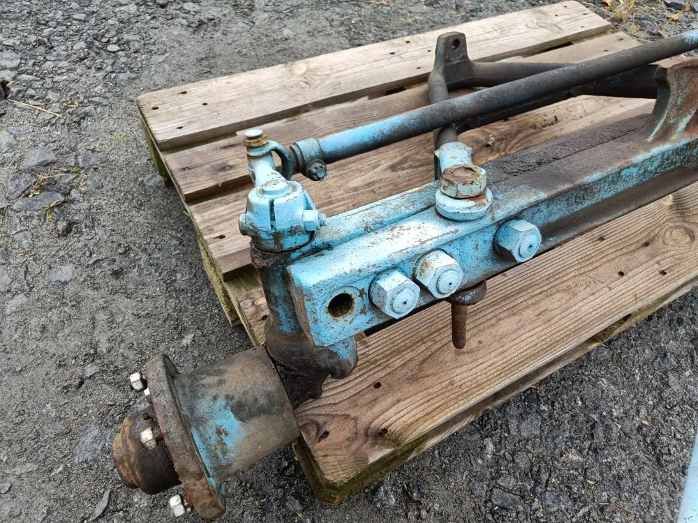 Fordson Diesel Major Etuakseli /