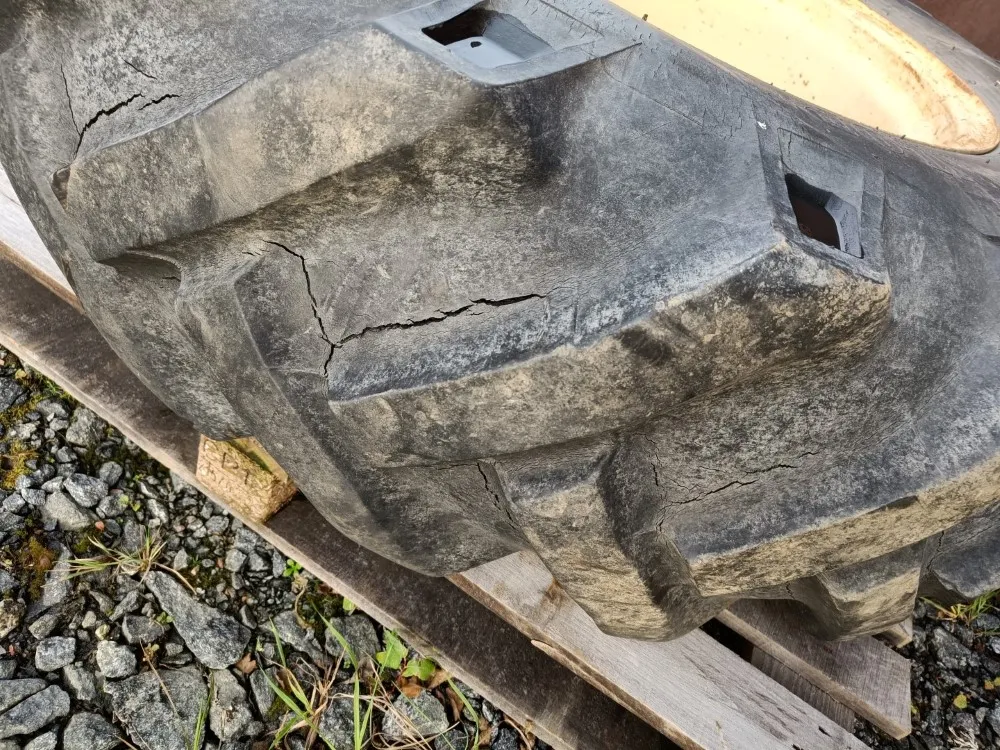 Rengas 14.9/13-24 vanteella / Fahr M600 leikkuupuimurista