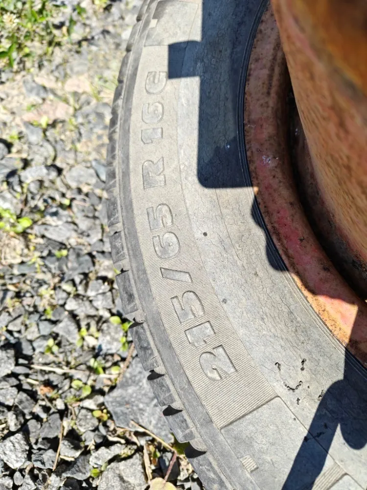 Paripyörät puimuriin 16 tuumaa / 16" paripyörät puimurin takarenkaisiin