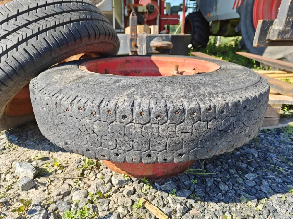 Paripyörät puimuriin 16 tuumaa / 16" paripyörät puimurin takarenkaisiin
