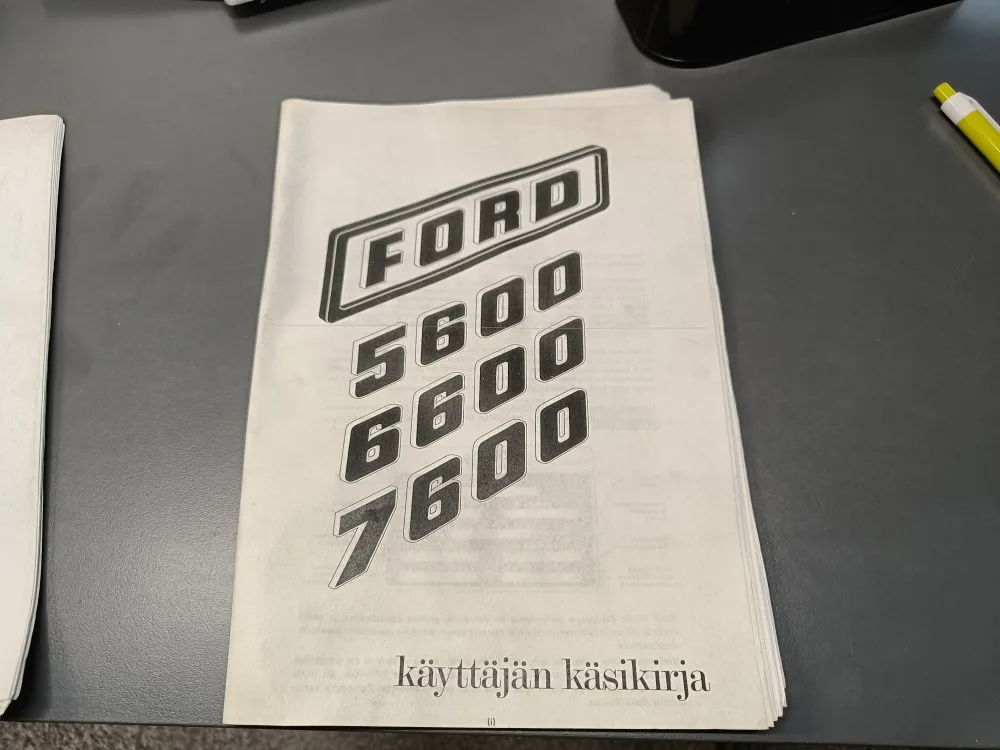 Ford 5600, 6600, 7600 / Käyttäjän käsikirja
