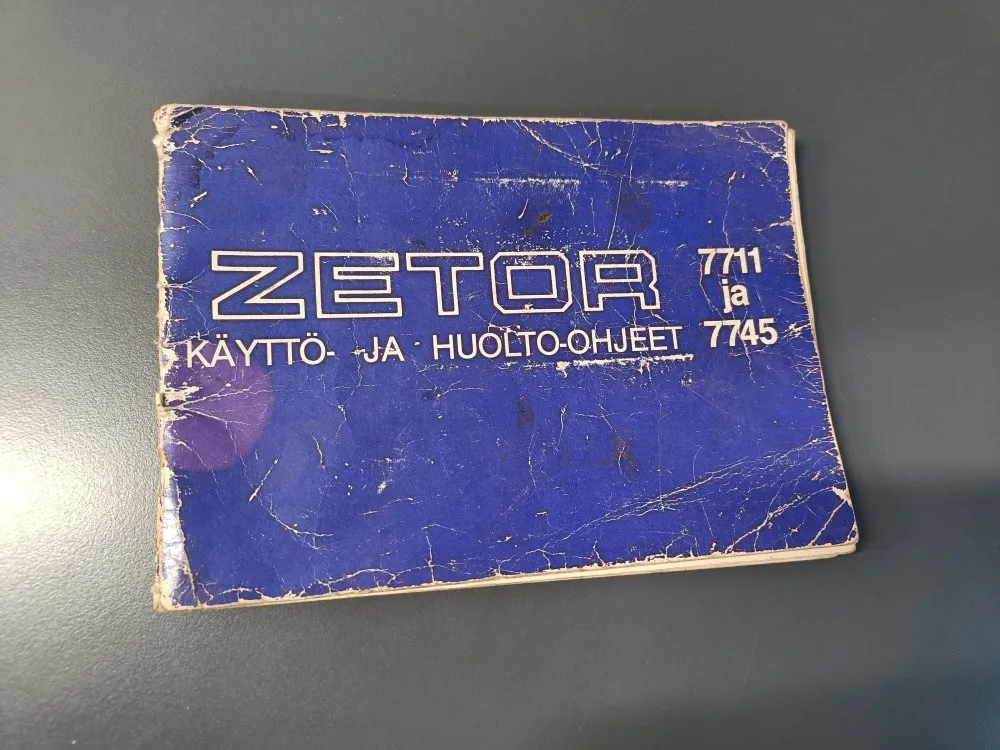 Zetor 7711 ja 7745 / Käyttö- ja huolto-ohjekirja