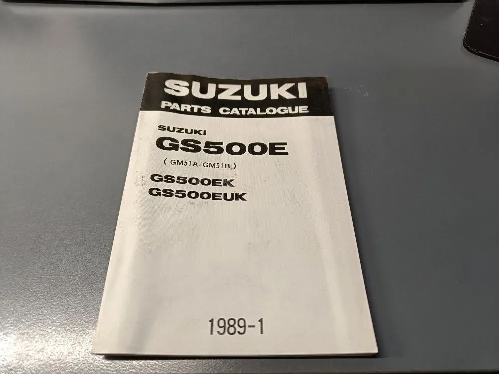Suzuki GS500E (K/UK) / Moottoripyörän varaosaluettelo