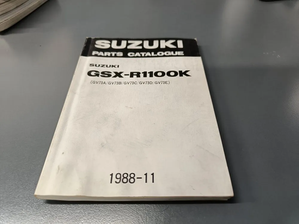 Suzuki GSX-R1100K / Moottoripyörän varaosaluettelo