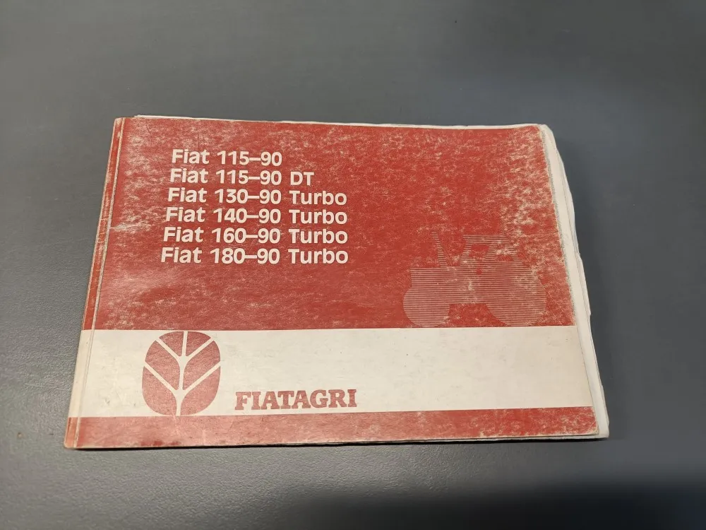 Fiat käyttöohjekirja 90-sarjaan / 115- 90, 115- 90 DT, 130- 90 Turbo