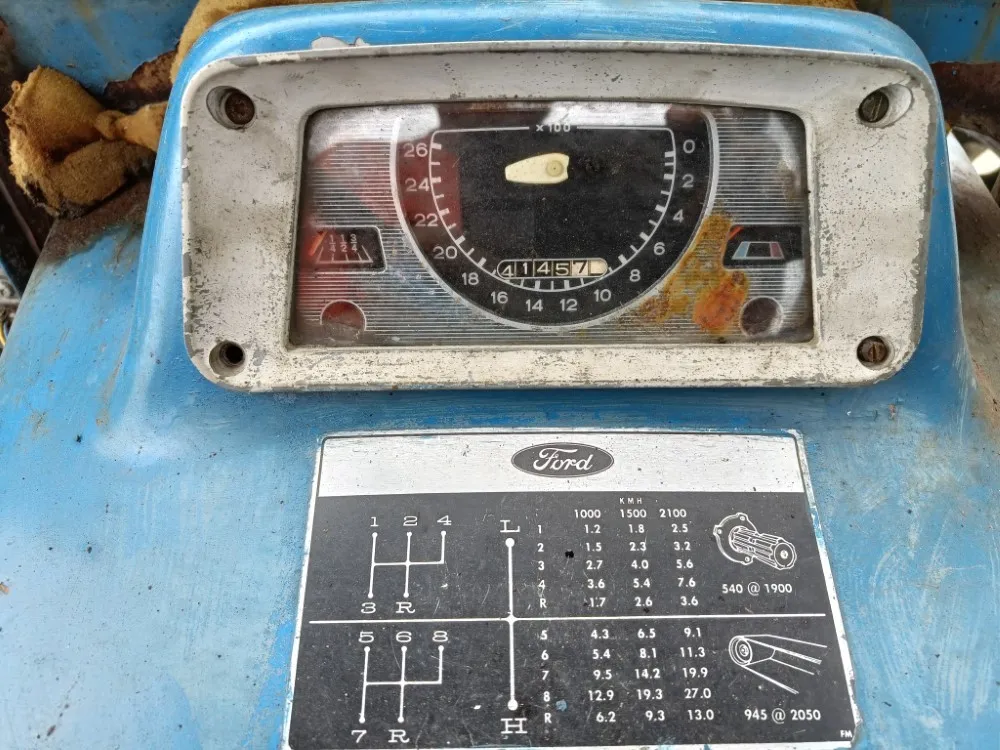 Ford County 754 Super 4 / Neliveto ohjaustehostimella ja puskulevyllä!