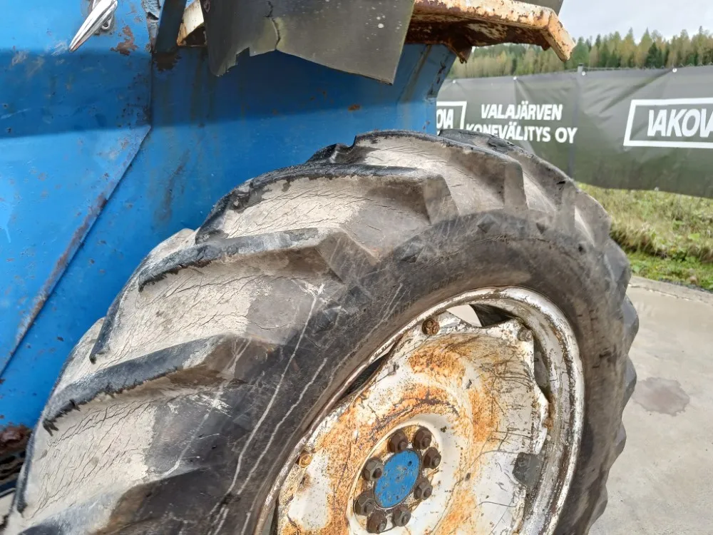 Ford County 754 Super 4 / Neliveto ohjaustehostimella ja puskulevyllä!