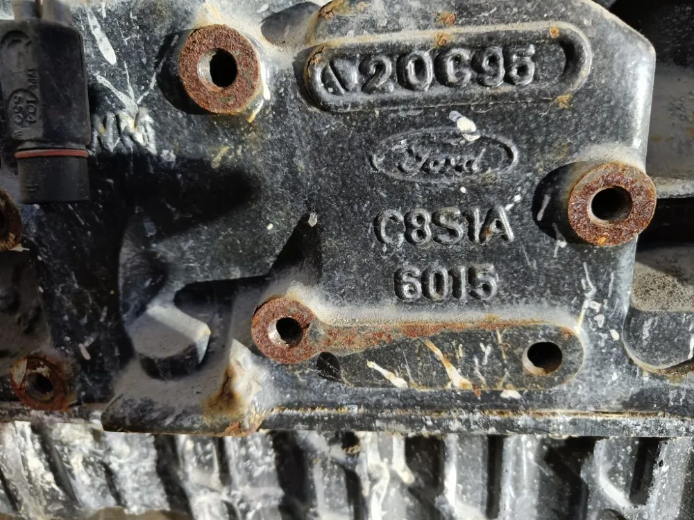 Ford DOHC 2.0 moottorit - 2kpl / Varaosiksi tai korjattavaksi - Bensiini