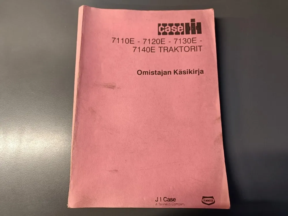 Case 7110E, 7120E, 7130E ja 7140E traktorit / Omistajan käsikirja