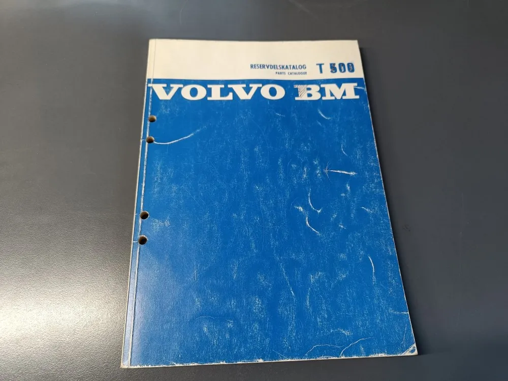 Volvo T500 traktorin / Varaosakirja