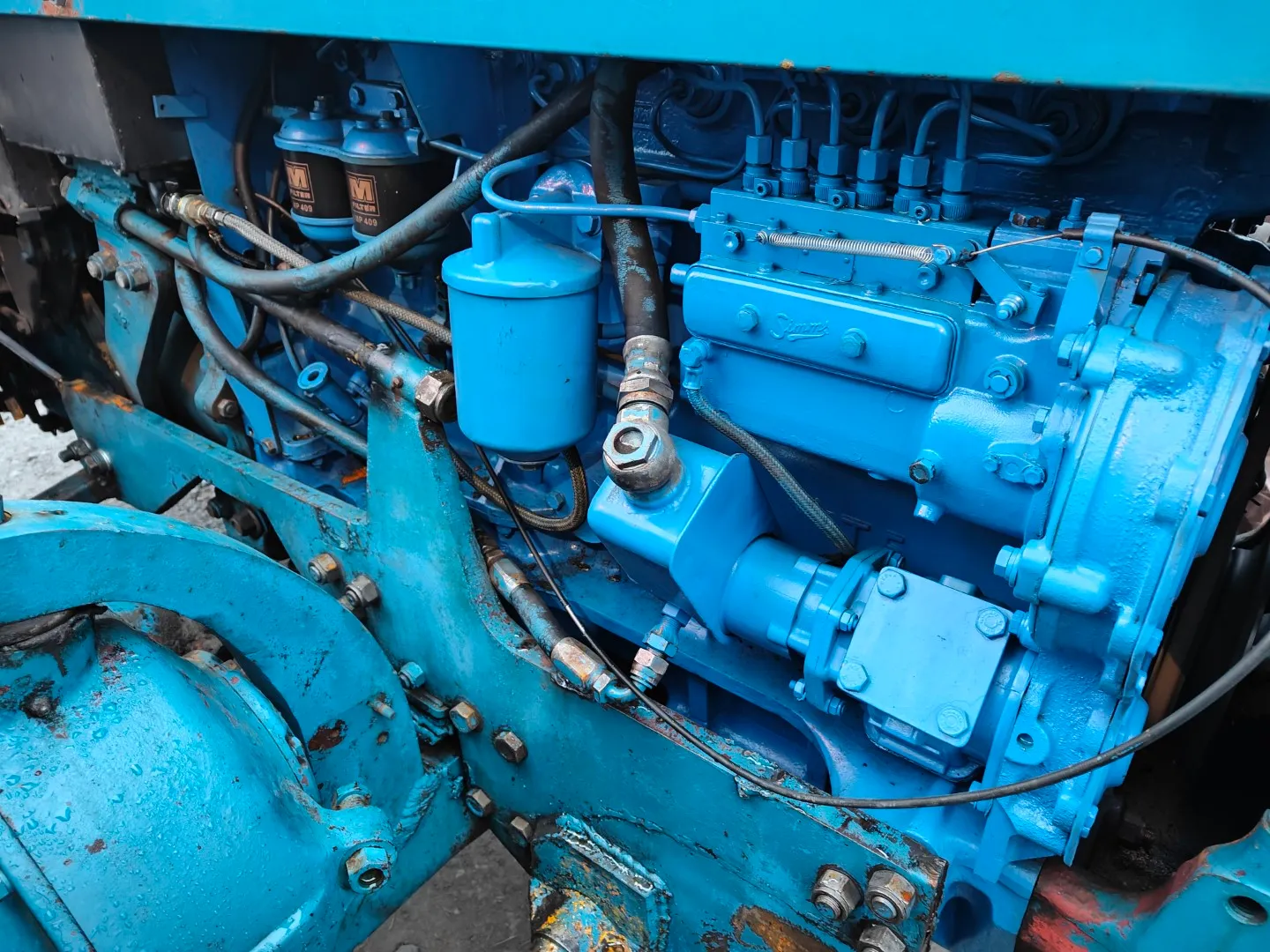 Ford County 1124, kutoskoneella / Hytillinen, katso video!