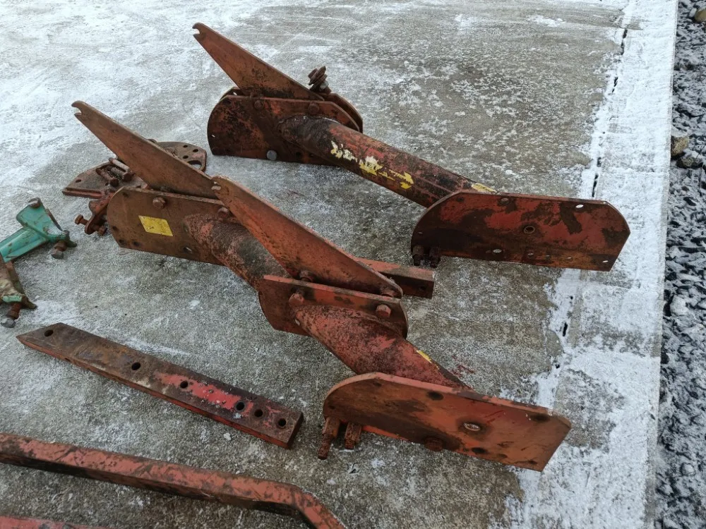 Kverneland sarka-auran varaosia / Hydrein ja Stengomat auroihin