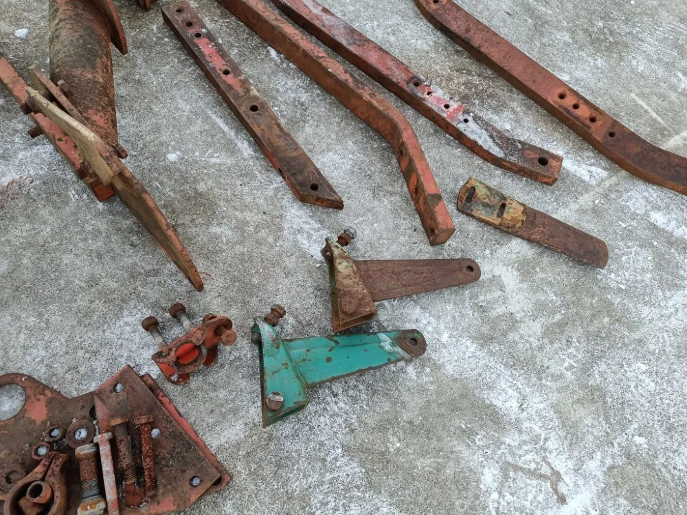 Kverneland sarka-auran varaosia / Hydrein ja Stengomat auroihin