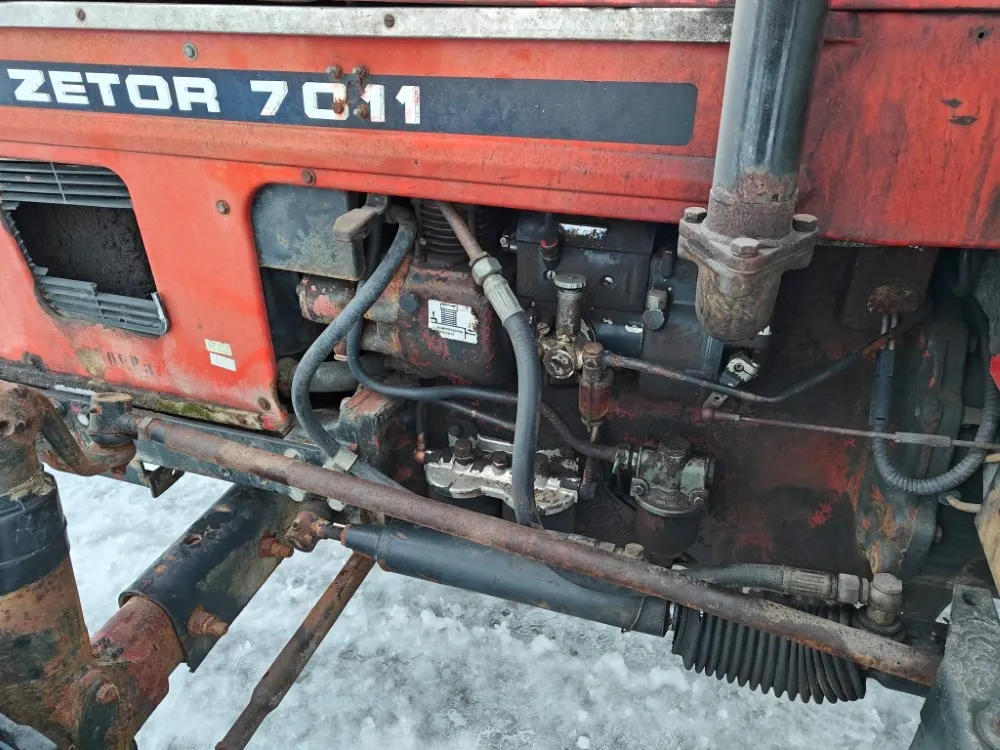 Zetor 7011 traktori / Takaveto - Katso video!