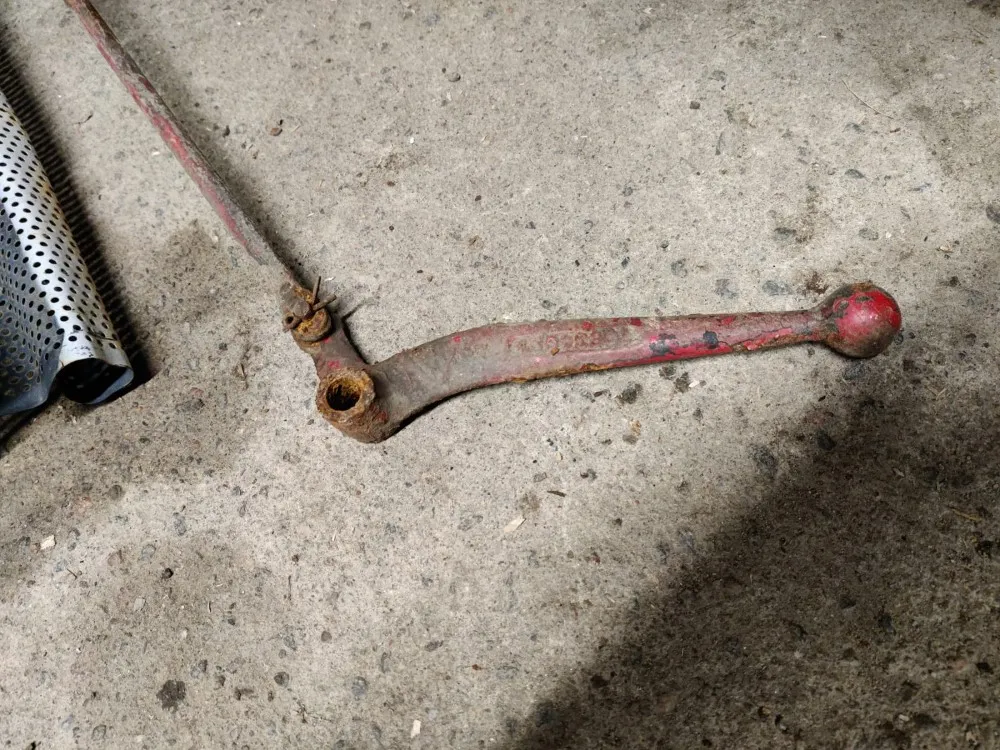 McCormick B414 osia /
