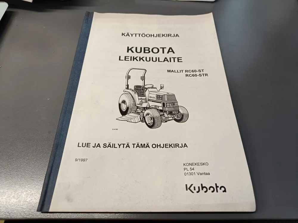 Kubota RC60- ST, RC60- STR käyttöohjekirja / ruohonleikkurin leikkuulaitteeseen