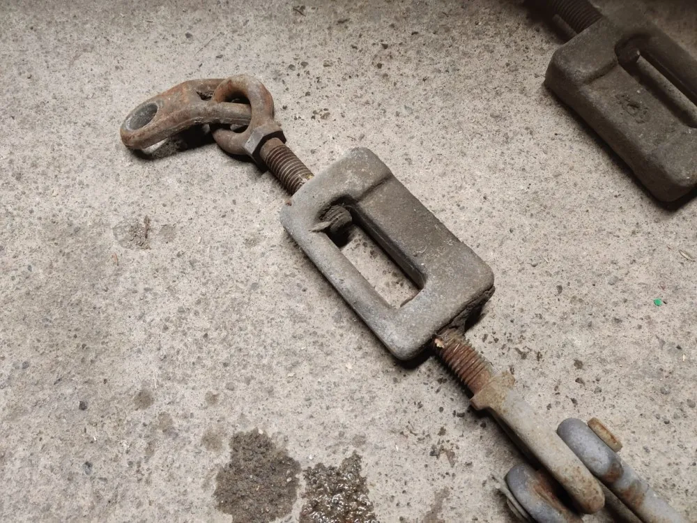 Valmet 465 sivurajoittajat /