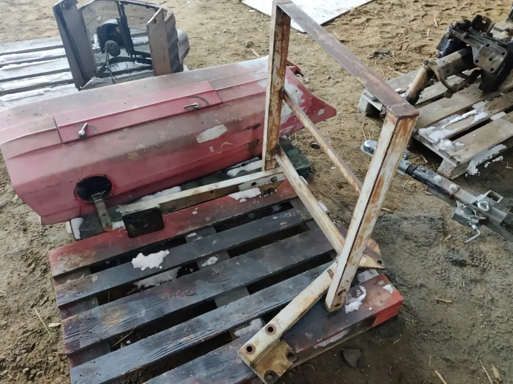 Nokkarauta Massey Ferguson 165 /