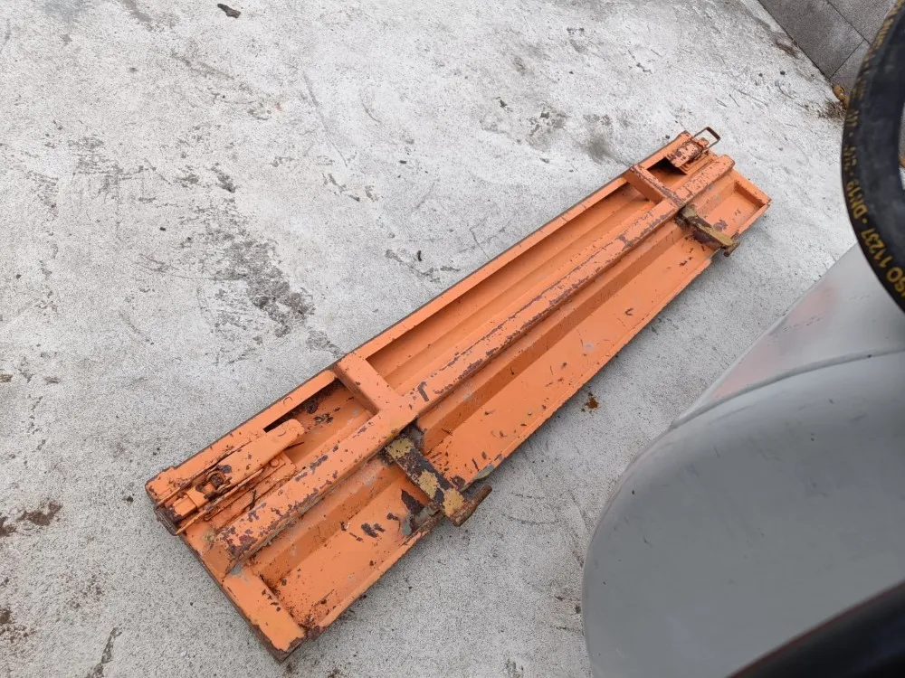 Peräkärryn metallilaita 190cm / Perävaunun laita