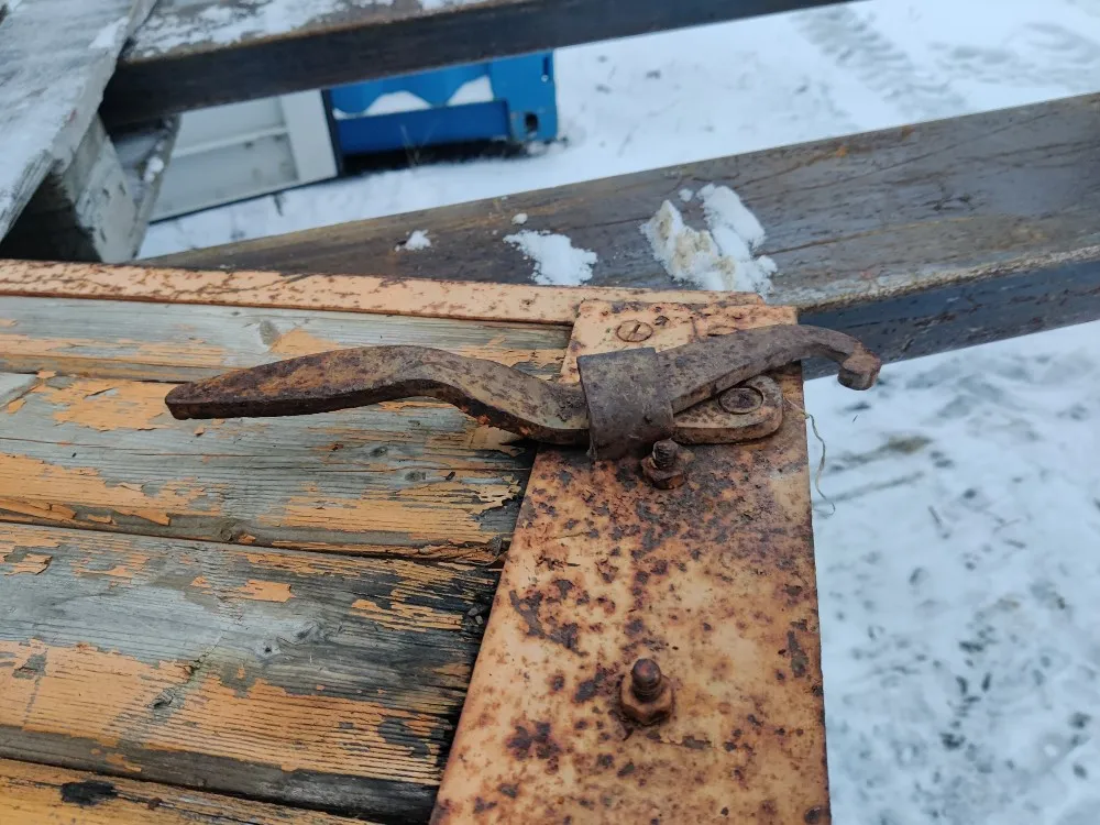 Takalaita peräkärryyn 194,5cm /