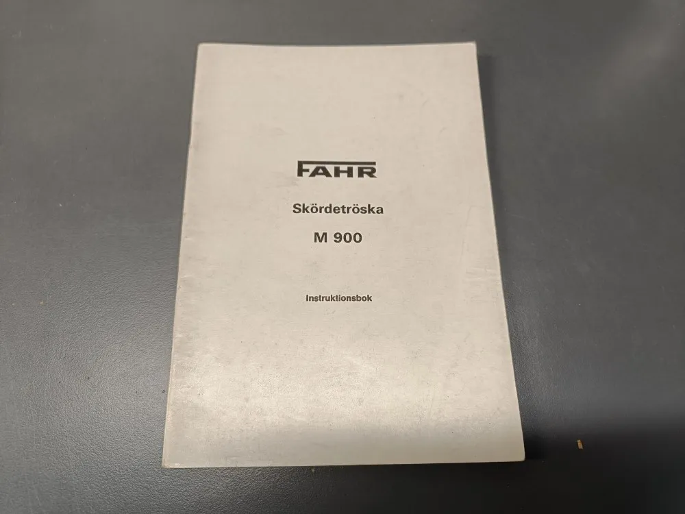 Fahr M900 leikkuupuimurin ohjekirja / ruotsinkielinen