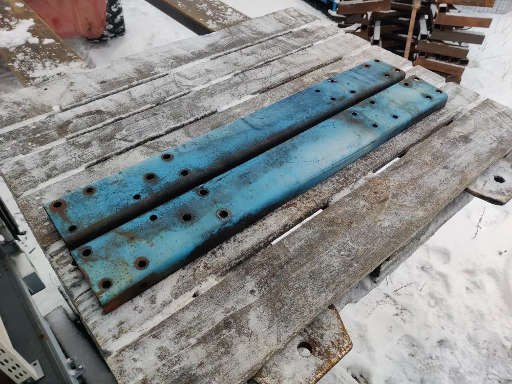 Fordson Diesel Major apurungon palkit / Moottorin apurungon palkit 2 kpl
